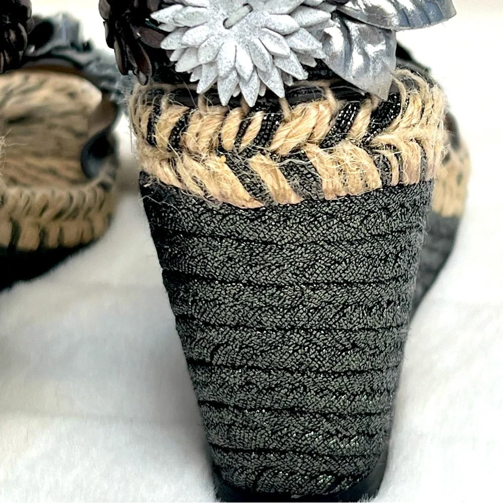 NEW Donald J Pliner Metallic Leather Flower Appliqué & Jute Wedge Heel Sandals